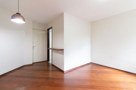 Sala de apartamento para alugar com 3 quartos, 80m² em Butantã, São Paulo