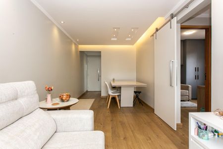 Apartamento à venda com 68m², 2 quartos e 2 vagas Apartamento à venda com 68m², 2 quartos e 2 vagasSala