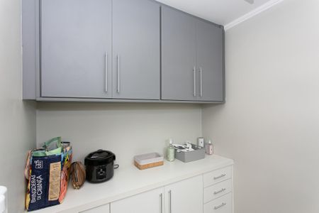 Apartamento à venda com 68m², 2 quartos e 2 vagas Apartamento à venda com 68m², 2 quartos e 2 vagasQuarto de Serviço