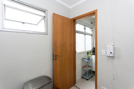 Apartamento à venda com 68m², 2 quartos e 2 vagas Apartamento à venda com 68m², 2 quartos e 2 vagasQuarto de Serviço