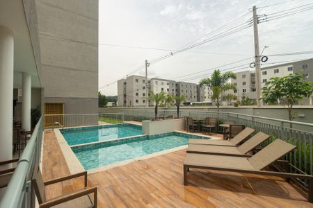 Apartamento para alugar com 45m², 2 quartos e 1 vaga Apartamento para alugar com 45m², 2 quartos e 1 vagaÁrea comum - Piscina
