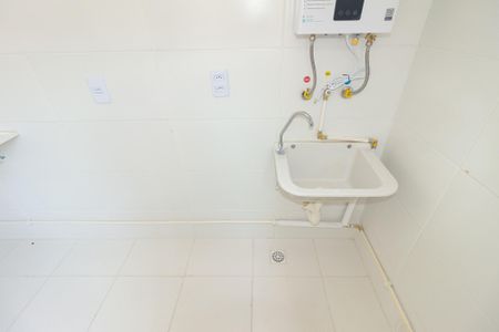 Apartamento para alugar com 45m², 2 quartos e 1 vaga Apartamento para alugar com 45m², 2 quartos e 1 vagaCozinha e Área de Serviço
