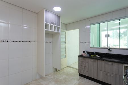 Casa para alugar com 190m², 4 quartos e 2 vagasCozinha 1 