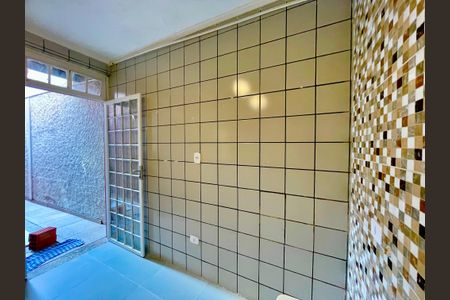 Casa para alugar com 85m², 3 quartos e sem vagaÁrea de Serviço