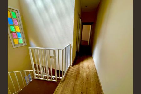 Casa para alugar com 85m², 3 quartos e sem vagaCorredor interno