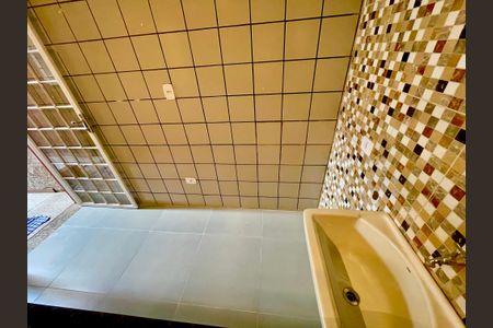 Casa para alugar com 85m², 3 quartos e sem vagaÁrea de Serviço