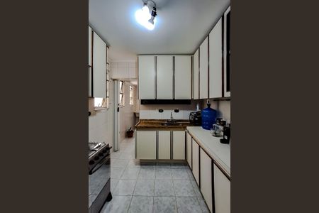 Apartamento à venda com 69m², 2 quartos e 1 vagaCozinha