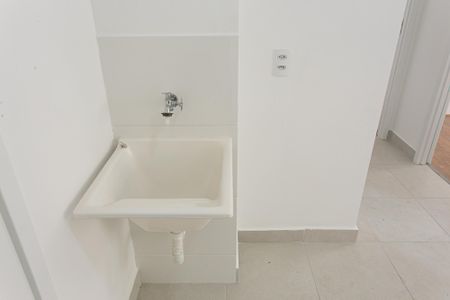 Apartamento para alugar com 35m², 2 quartos e sem vaga Apartamento para alugar com 35m², 2 quartos e sem vagaÁrea de Serviço - Tanque
