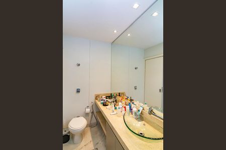 Apartamento à venda com 125m², 3 quartos e 2 vagasBanheiro Social