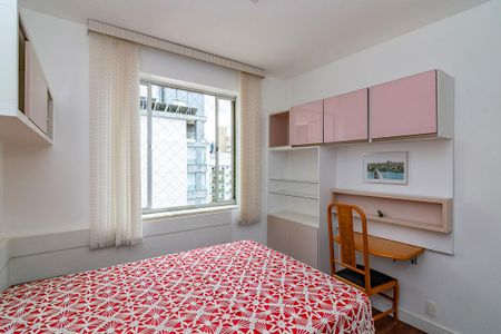 Apartamento à venda com 125m², 3 quartos e 2 vagasQuarto 2