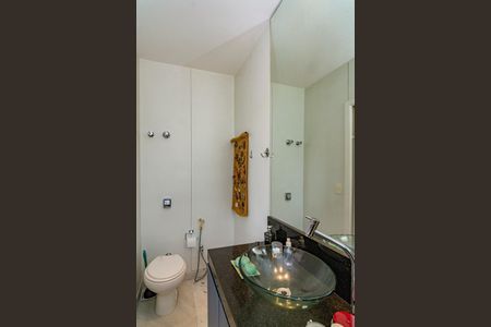 Apartamento à venda com 125m², 3 quartos e 2 vagasBanheiro da Suíte