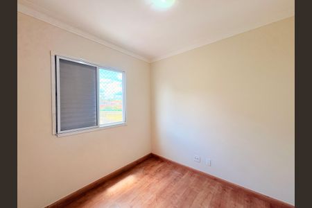 Apartamento para alugar com 73m², 3 quartos e 2 vagasQuarto 2