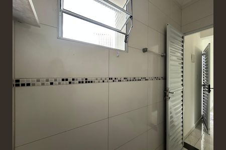 Casa de condomínio para alugar com 40m², 1 quarto e sem vaga Casa de condomínio para alugar com 40m², 1 quarto e sem vagaBanheiro