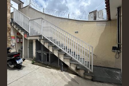 Casa de condomínio para alugar com 40m², 1 quarto e sem vaga Casa de condomínio para alugar com 40m², 1 quarto e sem vagaEntrada