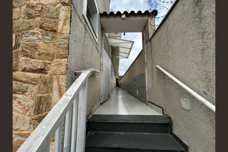 Casa de condomínio para alugar com 40m², 1 quarto e sem vaga Casa de condomínio para alugar com 40m², 1 quarto e sem vagaEntrada