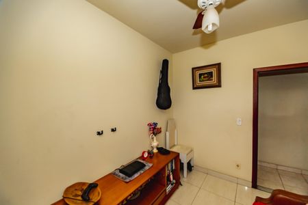 Apartamento à venda com 3 quartos, 38m² em Santa Branca, Belo Horizonte