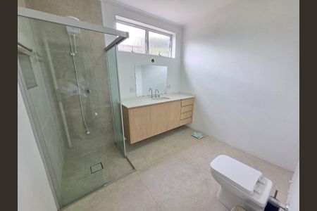 Casa à venda com 4 quartos, 230m² em Rolinópolis, São Paulo