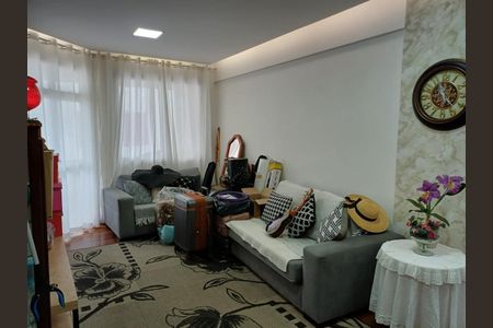 Apartamento à venda com 2 quartos, 70m² em Estoril, Belo Horizonte