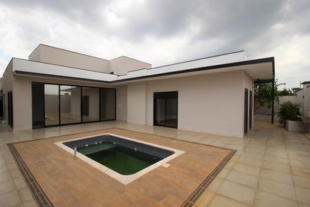 Casa de condomínio para alugar com 197m², 3 quartos e 4 vagas