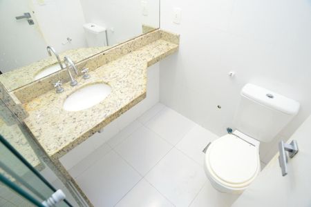 Apartamento à venda com 173m², 4 quartos e 3 vagas Apartamento à venda com 173m², 4 quartos e 3 vagasBanheiro da Suíte