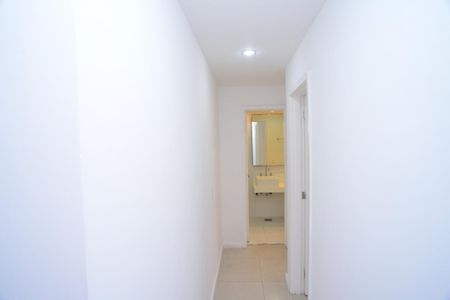 Apartamento à venda com 173m², 4 quartos e 3 vagas Apartamento à venda com 173m², 4 quartos e 3 vagasCorredor