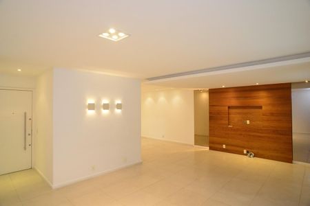 Sala de apartamento à venda com 4 quartos, 173m² em Barra da Tijuca, Rio de Janeiro