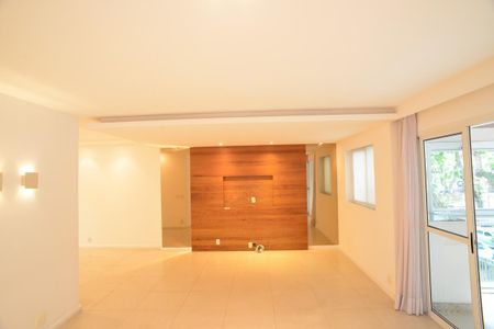 Apartamento à venda com 173m², 4 quartos e 3 vagas Apartamento à venda com 173m², 4 quartos e 3 vagasSala