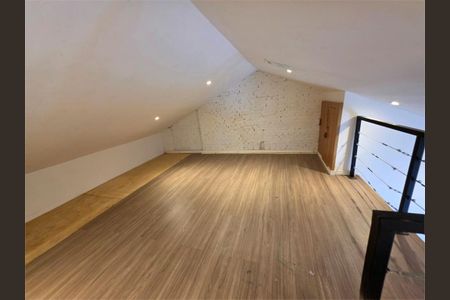 Casa de Condomínio à venda com 4 quartos, 160m² em Vila Mariana, São Paulo