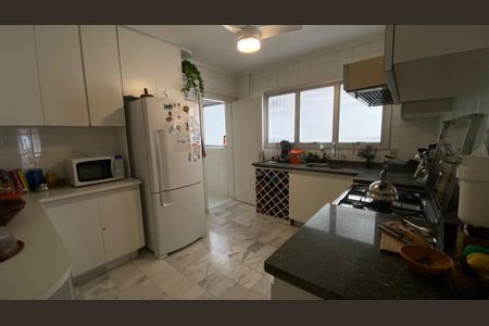 Apartamento à venda com 3 quartos, 230m² em Higienópolis, São Paulo