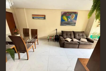 Apartamento à venda com 3 quartos, 75m² em Sagrada Família, Belo Horizonte