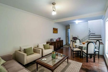 Casa à venda com 3 quartos, 198m² em Cidade dos Bandeirantes, São Paulo