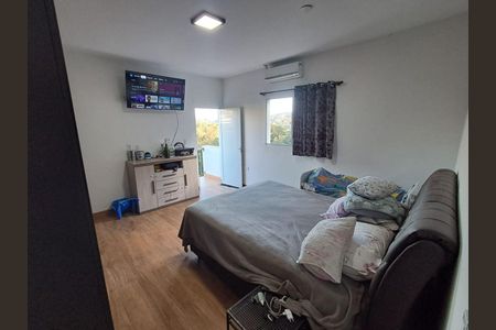 Casa à venda com 2 quartos, 120m² em Jardim Marambaia II, Jundiaí