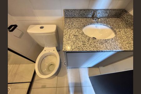 Banheiro da Suíte 1 de apartamento para alugar com 1 quarto, 25m² em Vila Olímpia, São Paulo