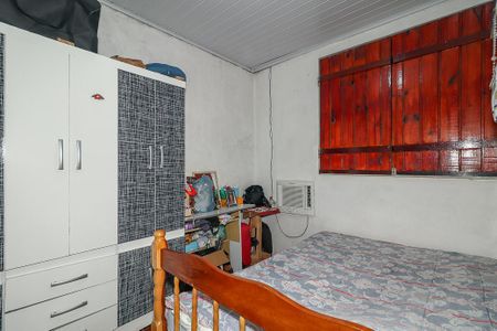 Quarto de casa à venda com 4 quartos, 396m² em Rubem Berta, Porto Alegre