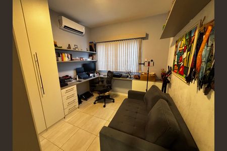 Quarto 1 de casa de condomínio à venda com 4 quartos, 130m² em Recreio dos Bandeirantes, Rio de Janeiro