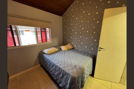 Casa de condomínio à venda com 130m², 4 quartos e 2 vagasQuarto 3