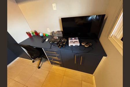 Casa de condomínio à venda com 130m², 4 quartos e 2 vagasQuarto 3