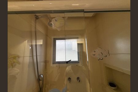 Casa de condomínio à venda com 130m², 4 quartos e 2 vagasBanheiro - 2 piso