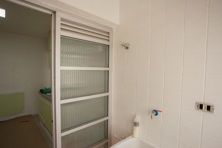 Apartamento para alugar com 72m², 2 quartos e 1 vagaÁREA DE SERVIÇO