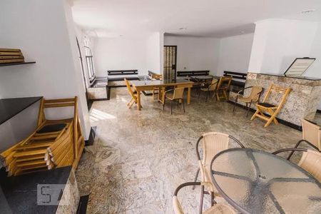 Apartamento para alugar com 72m², 2 quartos e 1 vagaÁREA COMUM