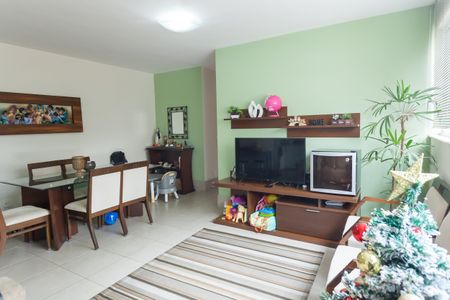 Sala de apartamento à venda com 3 quartos, 85m² em Floresta, Belo Horizonte