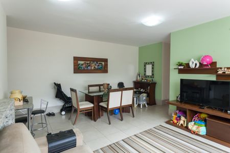 Apartamento à venda com 85m², 3 quartos e 2 vagasSala