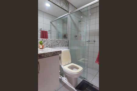 Apartamento à venda com 85m², 3 quartos e 2 vagasBanheiro Social