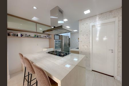 Apartamento à venda com 134m², 3 quartos e 2 vagasCozinha