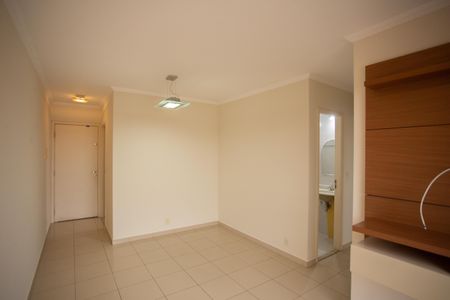 SALA de apartamento à venda com 3 quartos, 62m² em Parque Maria Domitila, São Paulo