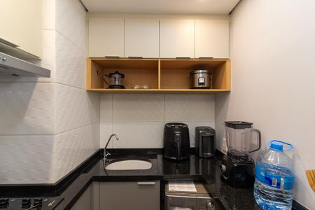 Apartamento para alugar com 36m², 1 quarto e 1 vaga Apartamento para alugar com 36m², 1 quarto e 1 vagaCozinha integrada com Área de Serviço