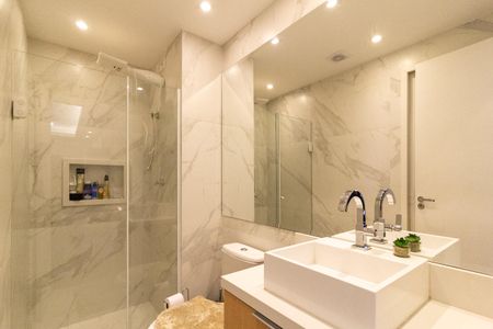 Apartamento para alugar com 36m², 1 quarto e 1 vaga Apartamento para alugar com 36m², 1 quarto e 1 vagaBanheiro