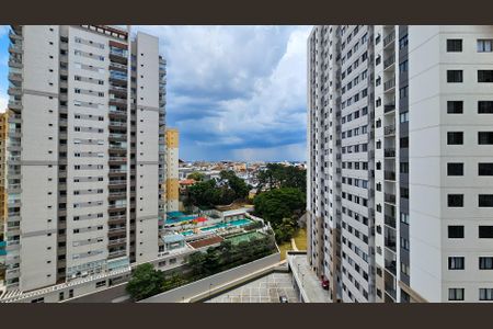 Apartamento para alugar com 61m², 2 quartos e 1 vagaVista