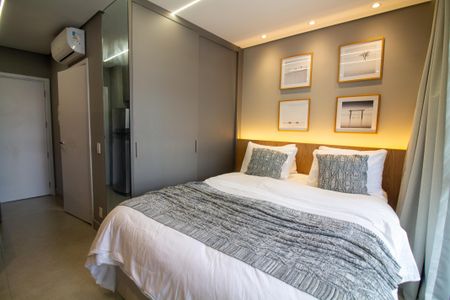 Sala / Quarto - Studio de kitnet/studio para alugar com 1 quarto, 24m² em Vila Cordeiro, São Paulo