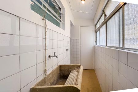 Apartamento à venda com 70m², 2 quartos e 1 vagaÁrea de serviço